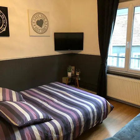 Lägenhet Spacieux Pour 4 Personnes Bien Place